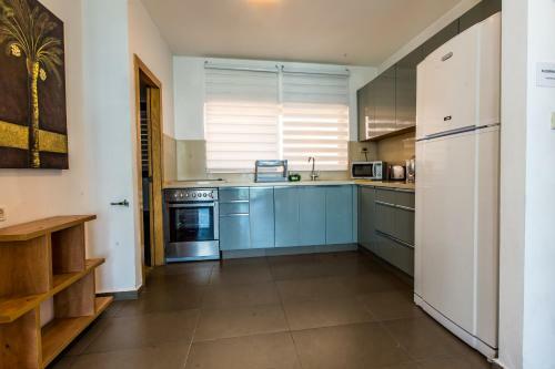 Apartamento M Sea Suites - By The Beach