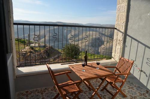 Desert Views Apartment