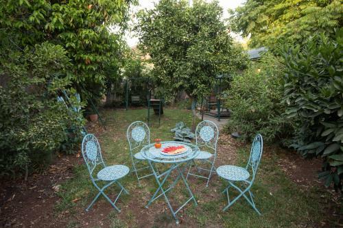 Leyad Hashmura Lodging