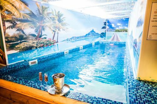 Lago Suites Hotel