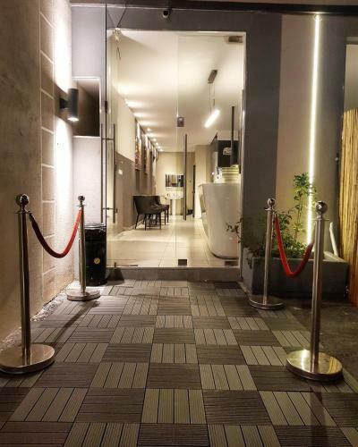 Lago Suites Hotel