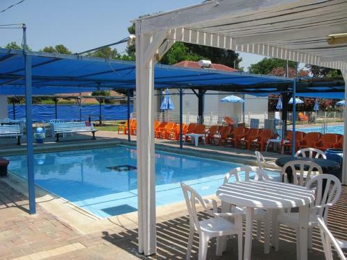Hostal Amira And George's Guest House