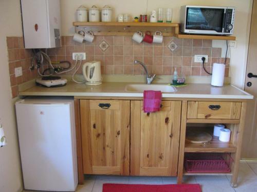 Hostal Amira And George's Guest House