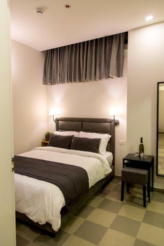 Max Hotel