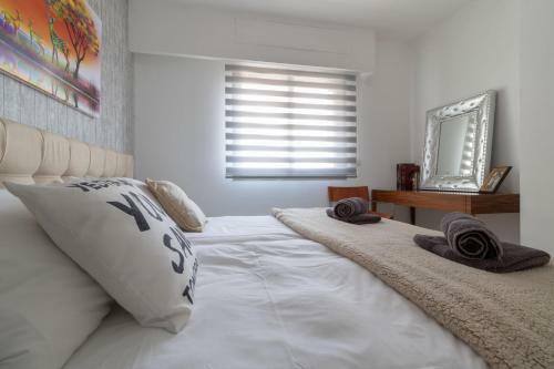 Apartamento Enjoy Views Of Jerusalem From Chic Flat