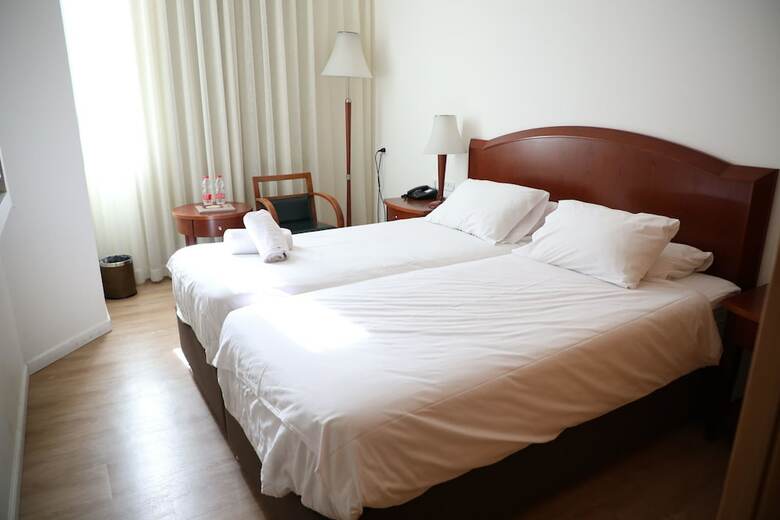 Koresh Hotel