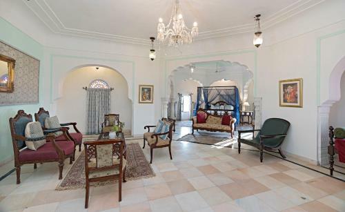 Alsisar Mahal- Heritage Hotel