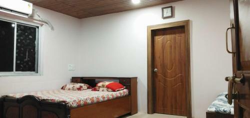 Hostal Mhatre's Guest House