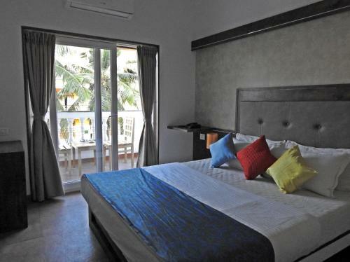 Hotel Baywatch Express Vishi