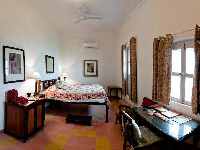 Hotel Neemrana's - Hill Fort - Kesroli