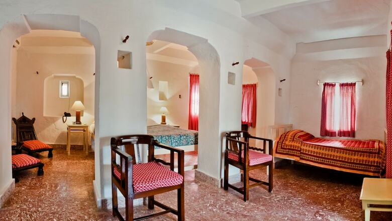 Hotel Neemrana's - Hill Fort - Kesroli