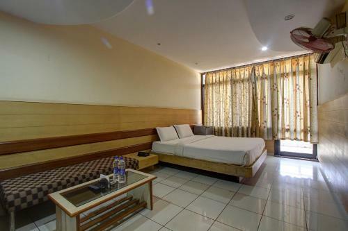 Bed & Breakfast Hotel Rajsangam International