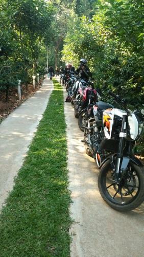 Hotel Coffee Choza Home Stay