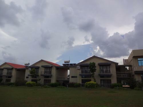 Hotel Nijaguna Resort & Spa,bandipur