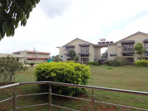 Hotel Nijaguna Resort & Spa,bandipur