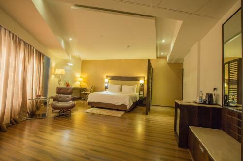 Hotel Regenta Central Harimangala Bharuch