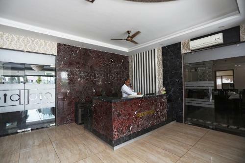 Oyo 19514 Hotel Park Regency