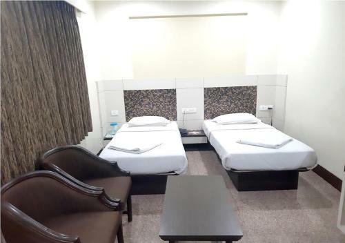 Hotel Adarsha Palace