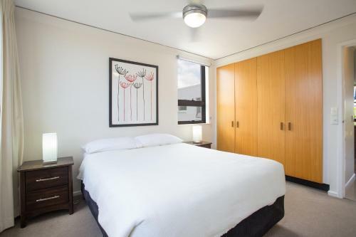 Aparthotel Headland Tropicana Resort