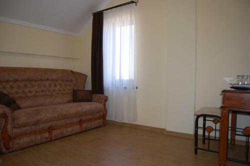 Hotel Shato