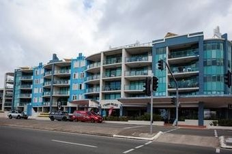 Hotel Grand Palais Beachside Resort