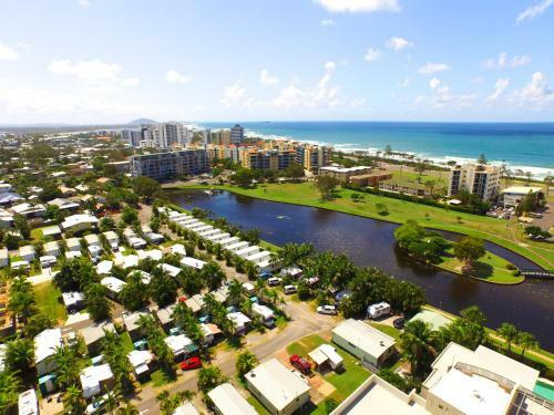Alex Beach Cabins And Tourist Park