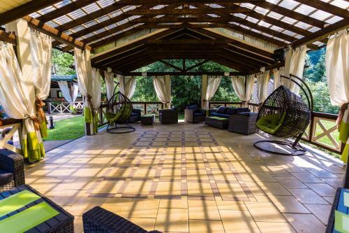 Tsarynka Holiday Park