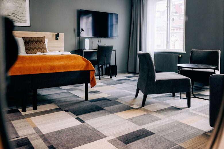First Hotel Ja