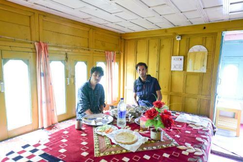 Tirthan Valley Luxmi Homestay