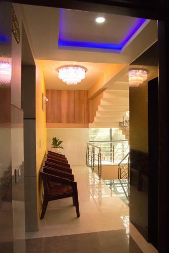 M K Arcade Hotel