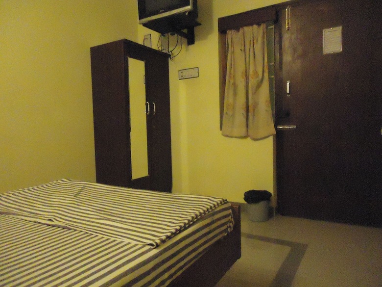 Lodge Arudhra Residency