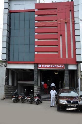 Hotel The Grand Park