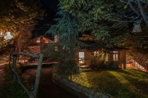 Hostal Notonmap - H2o House