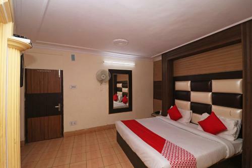 Oyo 9452 Hotel Moonlight