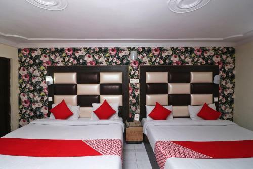 Oyo 9452 Hotel Moonlight