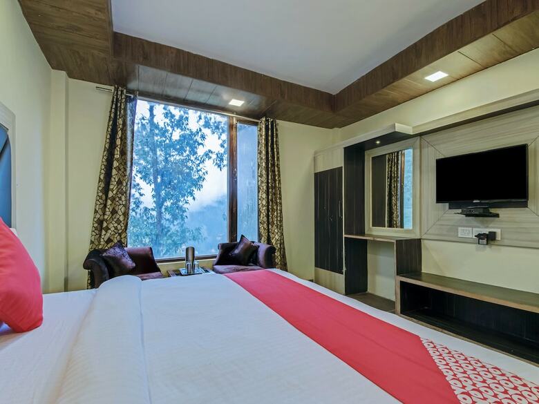 Oyo 23363 Hotel Highland