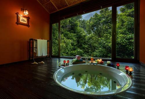 Hotel Kurumba Village Resort ? Nature Resorts