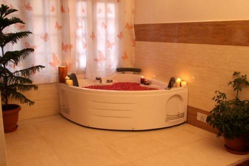 Grand View Hotel