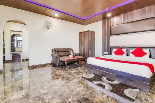 Oyo 22331 Hotel Himdhara