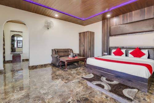 Oyo 22331 Hotel Himdhara