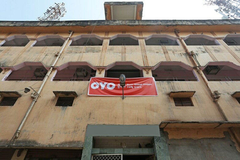 Hotel Oyo 26808 Shree Ram Residency