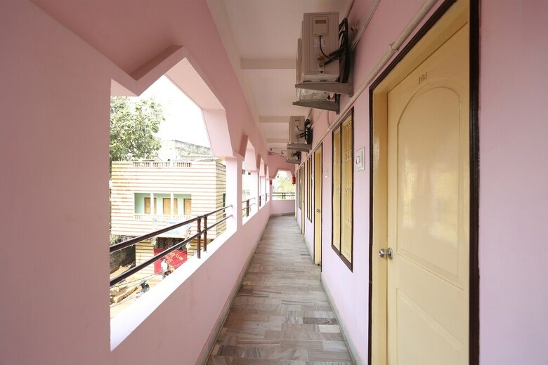 Hotel Oyo 26808 Shree Ram Residency