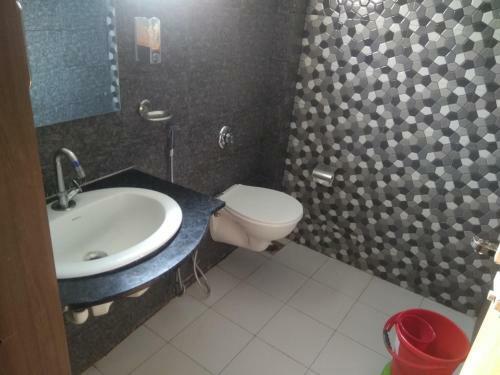 Hotel Rudraksha Inn