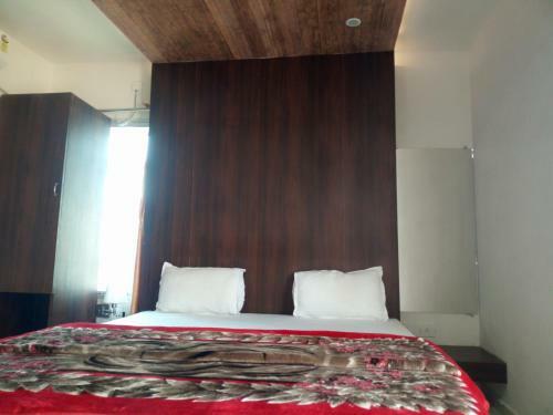 Hotel Rudraksha Inn