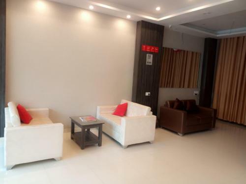 Hotel Rudraksha Inn