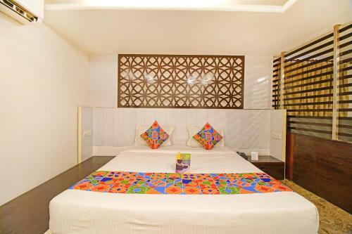 Fabhotel White Klove Paharganj