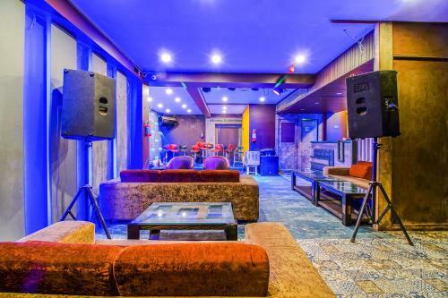 Fabhotel White Klove Paharganj