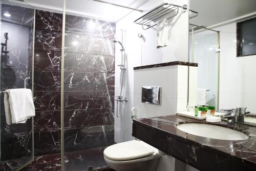 Hotel Mint Safdarjung Near Iit New Delhi