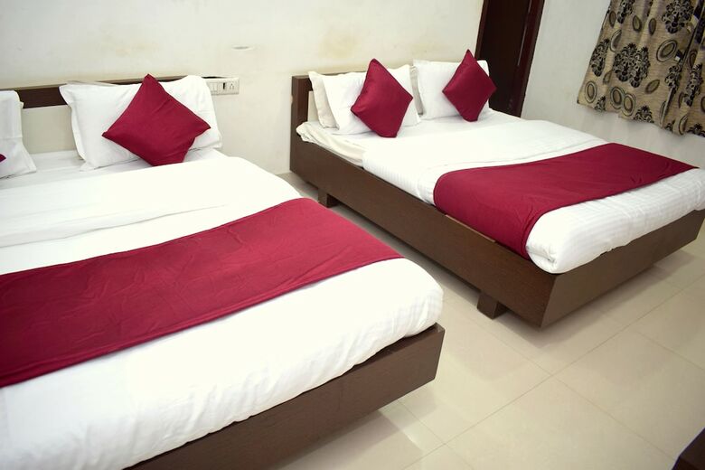 Hotel Dev Villa