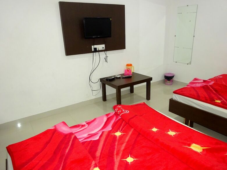 Hotel Dev Villa